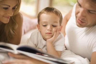 The Importance of a Parent Reading to a Child With a Speech Delay
