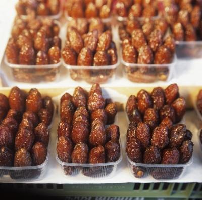 How to Gain Weight With Dates & Tahini As a Vegan