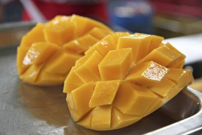 What Are the Benefits of Eating Mangoes?