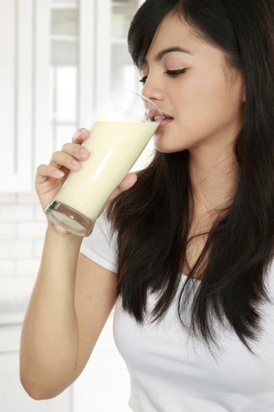 What Happens If I Eat a Protein Shake Before a Workout?