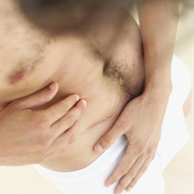 What therapies can be used to heal bruised ribs?