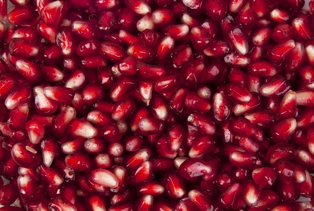 Can You Eat a Pomegranate Seed?