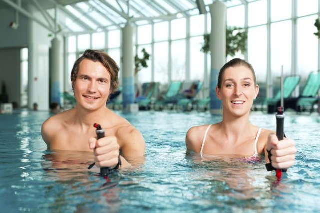 Does Water Aerobics Offer the Same Benefits as Regular Aerobics?