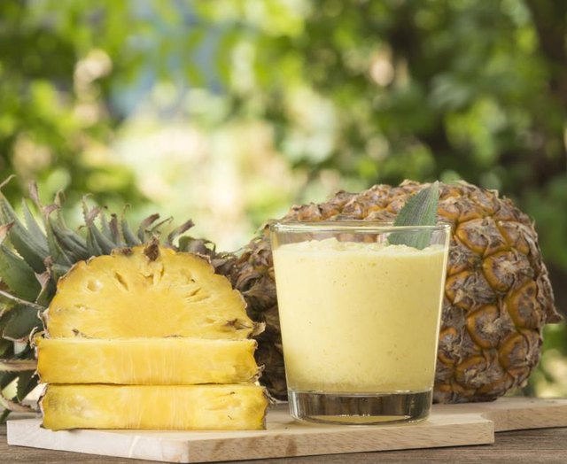 Is Pineapple Juice Good for Arthritis Pain?