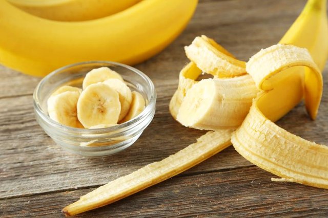 How to Deep Fry Bananas to Make Chips