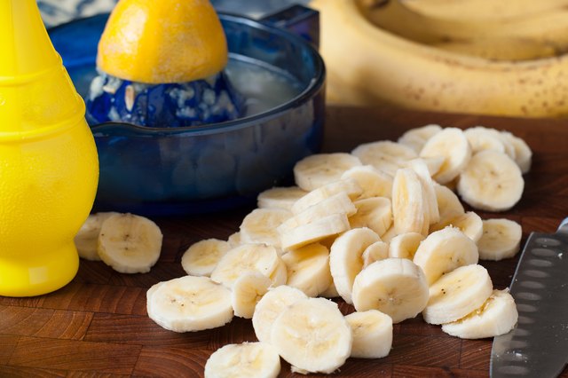How to Make Baked Banana Chips