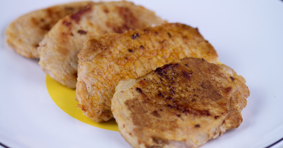 The Best Ways to Bake Thin Pork Chops | LIVESTRONG.COM