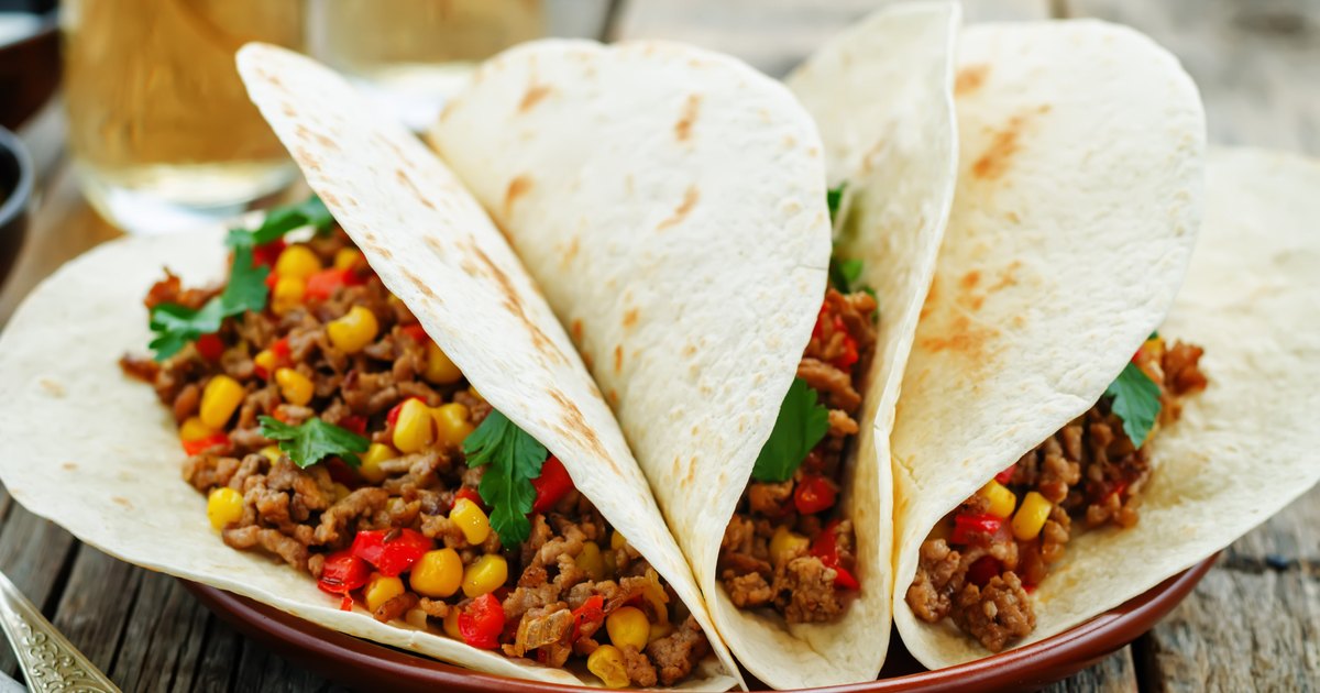 Calories in Mexican Restaurant Food | LIVESTRONG.COM