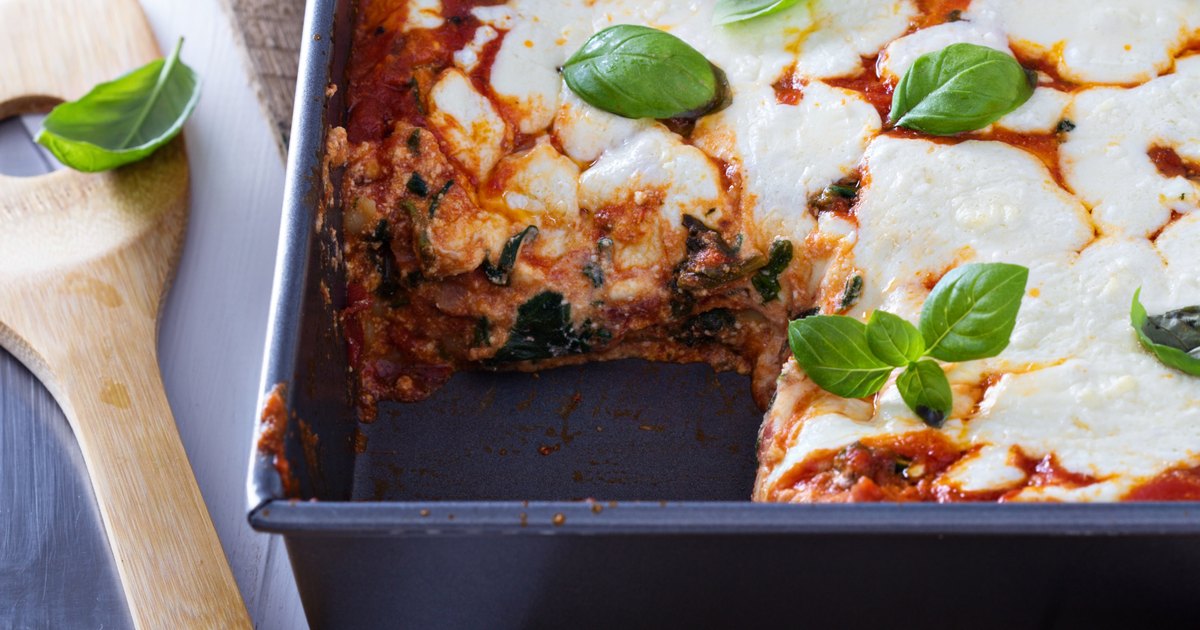How to Mix Egg With Ricotta for Lasagna | LIVESTRONG.COM
