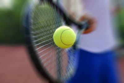 tennis reflexes improve ball livestrong hitting man