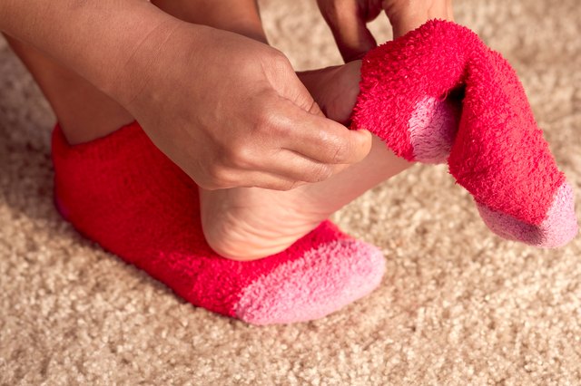 How to Soak Dry Cracked Feet
