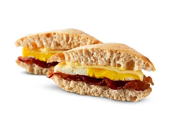 The 7 Best Breakfast Sandwiches and 8 to Avoid ...