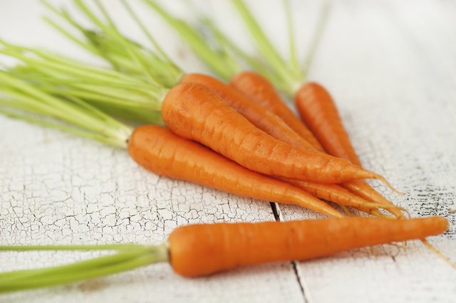 Healthy Vegetables to Eat Raw | LIVESTRONG.COM