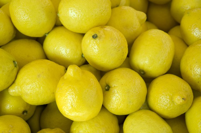 Olive oil mixed with lemon juice can help treat dandruff.