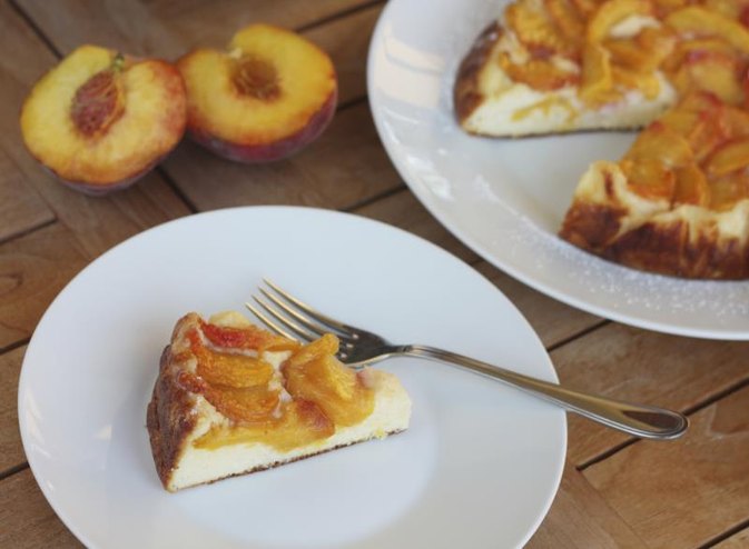 How to Make an Easy Peach Pie With Canned Peaches | LIVESTRONG.COM