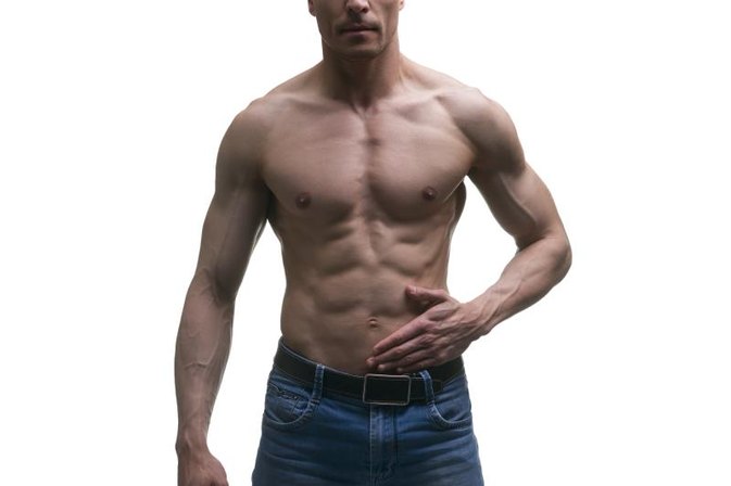 How to Shape the Side of Pec Muscles | LIVESTRONG.COM