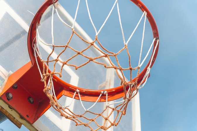 Basketball Net Height Regulations | LIVESTRONG.COM
