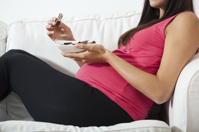 Is It Safe To Eat Chocolate While Pregnant